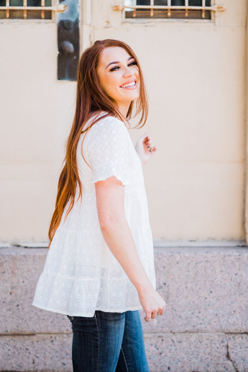 Tiered Eyelet Babydoll Top in white side