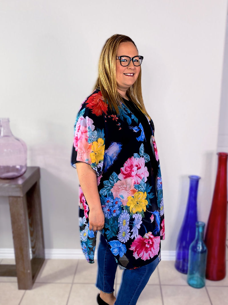 Floral Kimono in Black - S-XXL