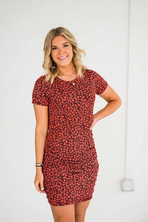Short Sleeve Ruched Dress in Red Ditsy Floral - S-L